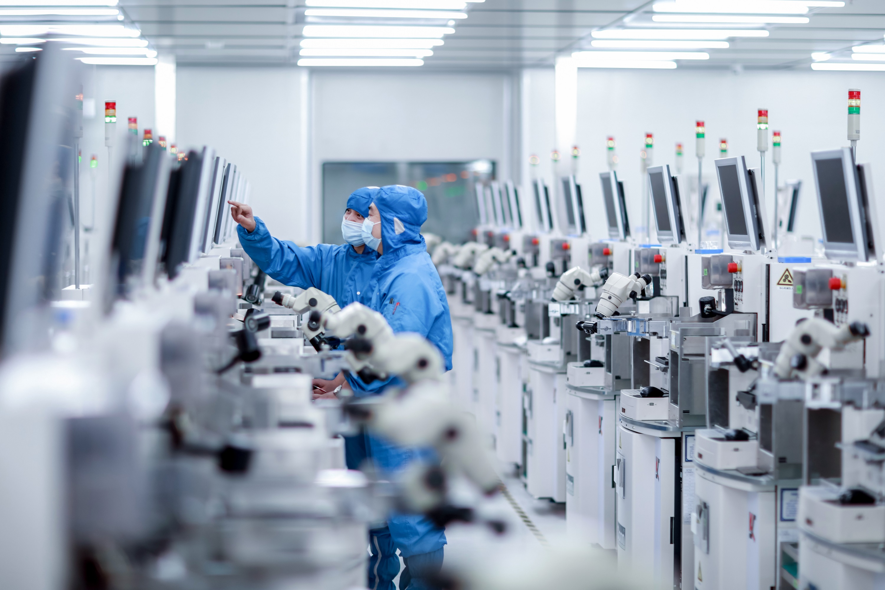 黃帝故里煥新 光電科技領域技術開發(fā)——見鄭十年新鄭市奮力建設現代化全國一流中等城市